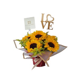 ARREGLO GIRASOLES LOVE