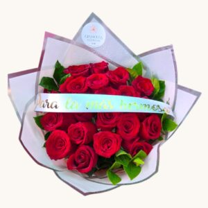 RAMO 24 ROSAS + CINTA PERSONALIZADA